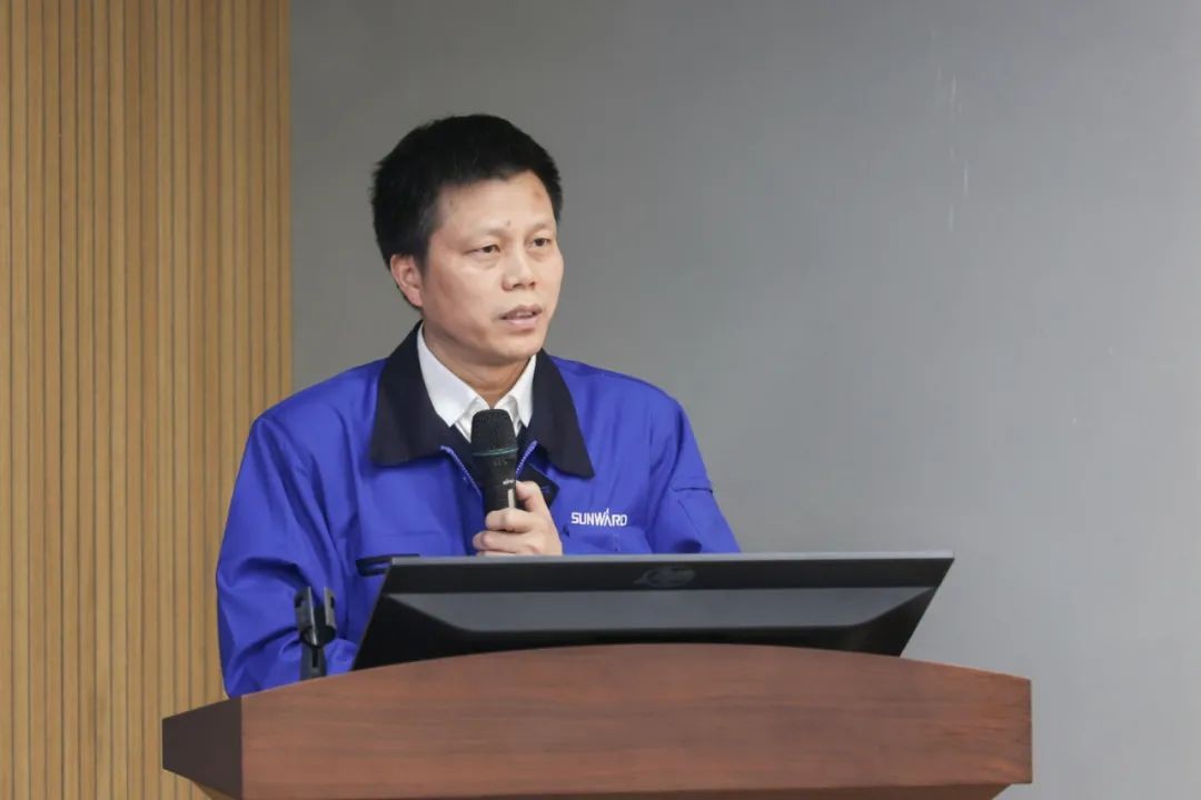 2021中國（長(cháng)沙）國際工程機械設計大賽暨“設計之星”評選活動(dòng)山河智能組“創(chuàng  )新設計工作營(yíng)”開(kāi)營(yíng)啦！