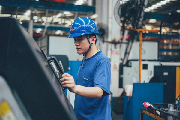 曾夢(mèng)想當廚師，卻成數控車(chē)工大師