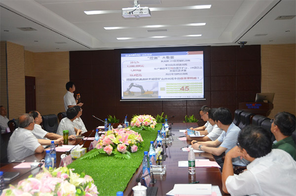 科技部高技術(shù)中心副主任袁建湘考察調研山河智能