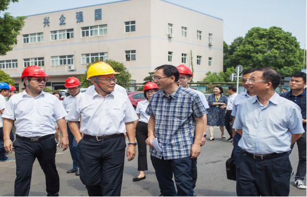 商務(wù)部合作司劉民強副司長(cháng)一行調研山河智能