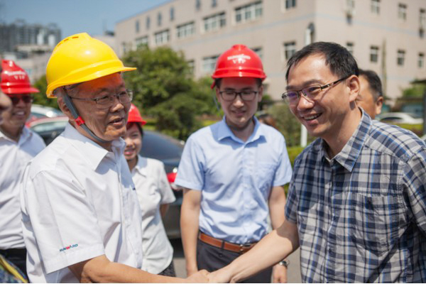 商務(wù)部合作司劉民強副司長(cháng)一行調研山河智能