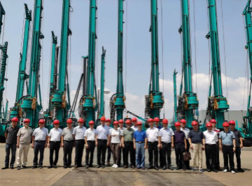 巖土工程施工技術(shù)與裝備專(zhuān)業(yè)委員會(huì )2020年常務(wù)委員會(huì )議在山河智能召開(kāi)