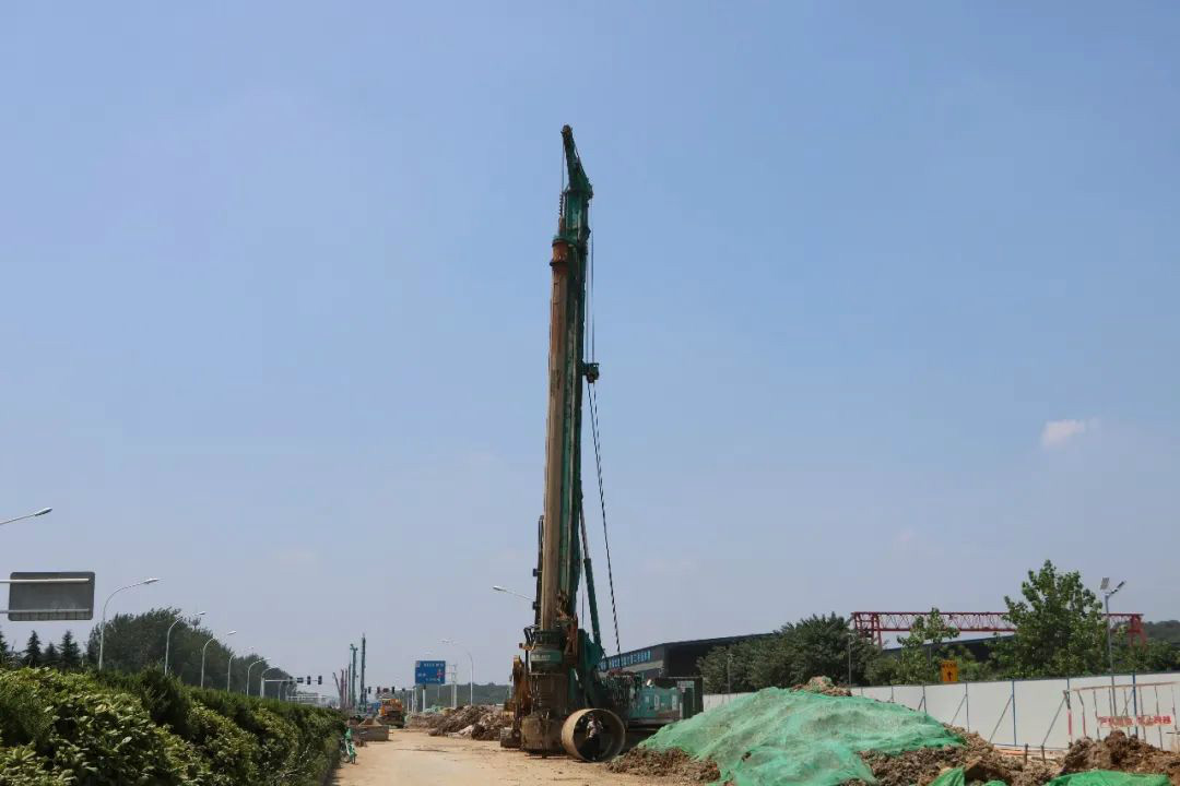 “誤入”樁基 百折不回！他以8臺旋挖搏未來(lái)