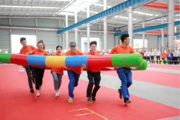 山河智能舉辦21周年慶祝表彰會(huì )暨趣味運動(dòng)會(huì )
