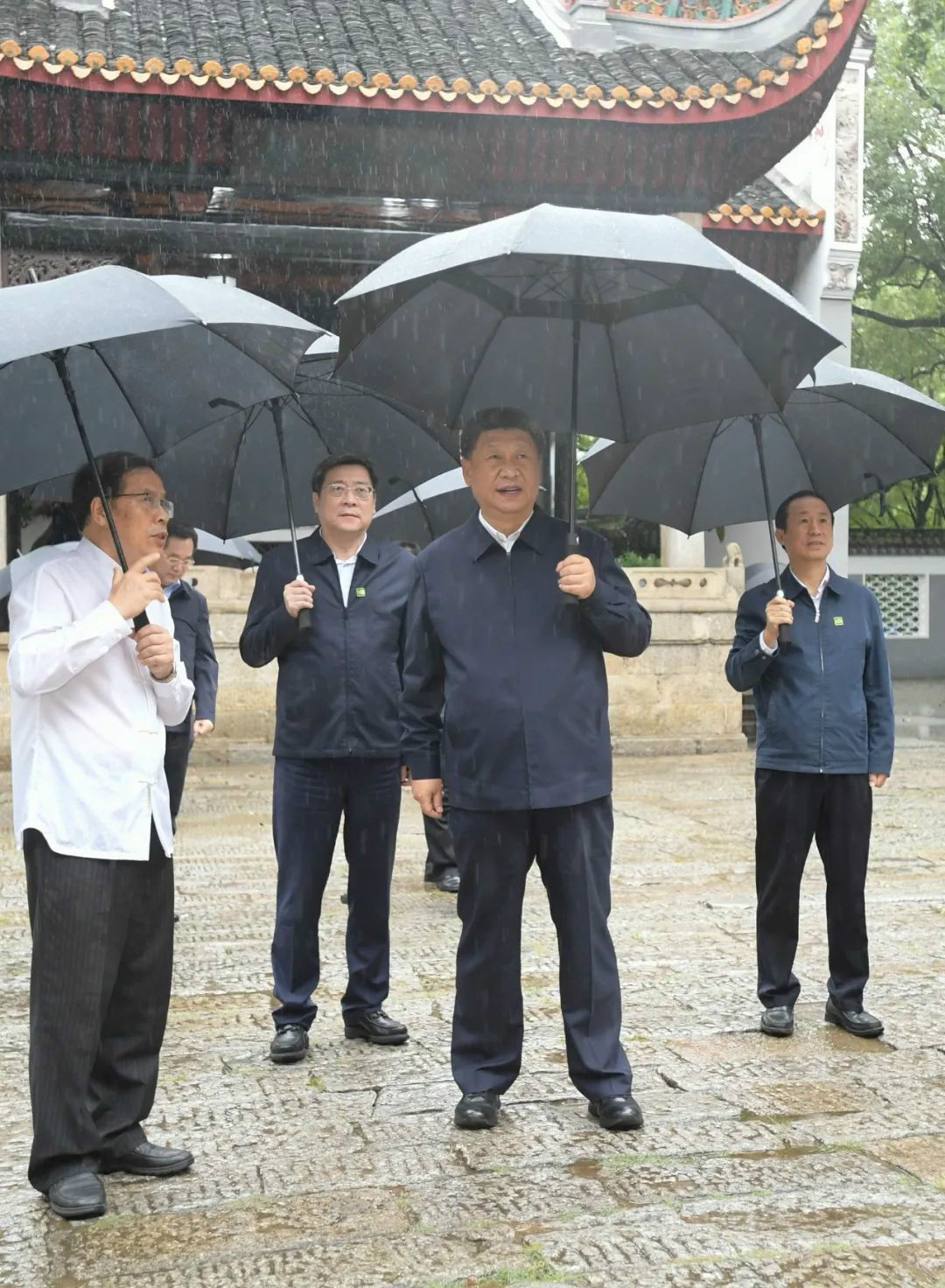 習近平在長(cháng)沙考察調研