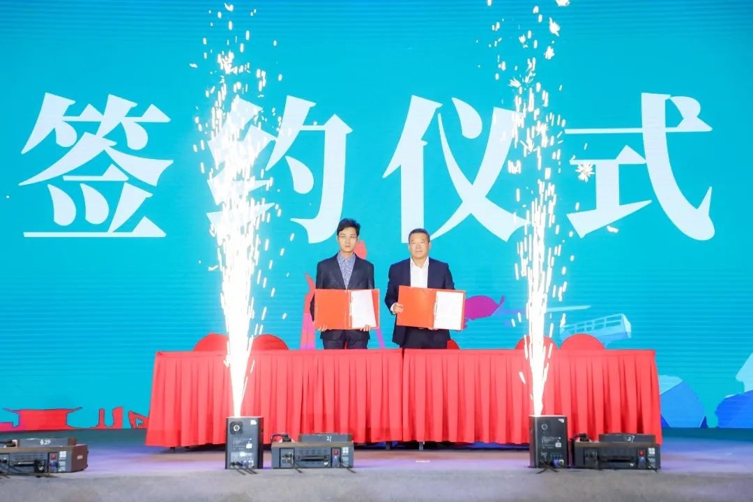 “機甲盛宴”長(cháng)沙展圓滿(mǎn)收官！山河智能展區亮點(diǎn)精彩回顧