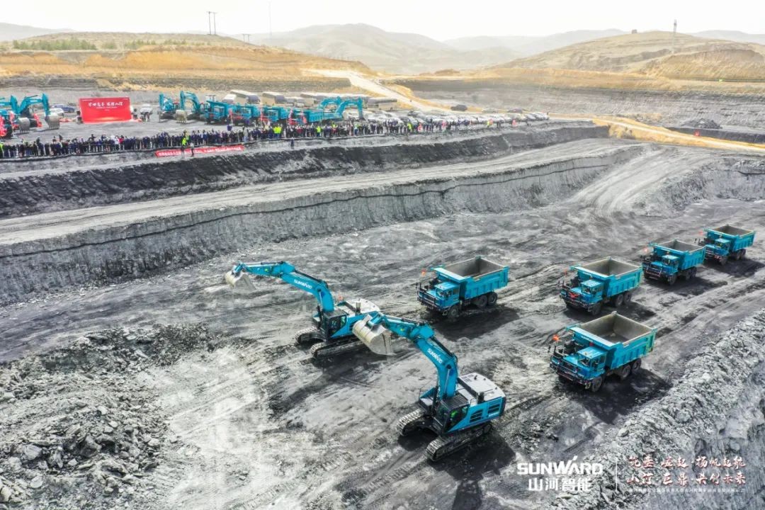 “礦”世高手，齊聚山河智能挖掘機操作手挑戰賽