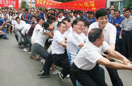 引領(lǐng)潮流的70后老玩童 ——山河智能董事長(cháng) 何清華