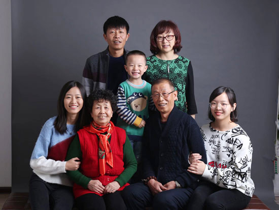 鐘情山河十一年，成就美女老板致富之路