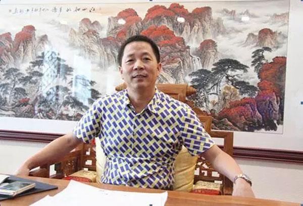一路相隨，山河智能伴他功成名就