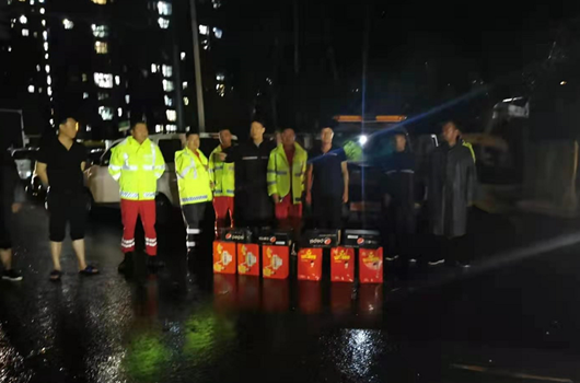 山河智能設備馳援河南，助建家園防線(xiàn)