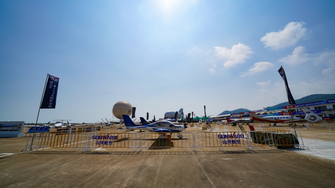 新機、飛行表演…2021中國航展山河航空秀給你看