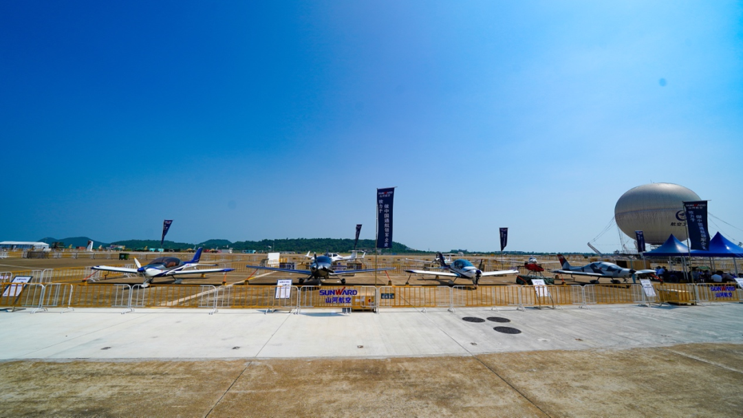新機、飛行表演…2021中國航展山河航空秀給你看