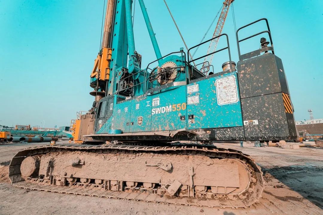 大國重器！山河智能超級裝備助力北京城市副中心綜合交通樞紐站建設