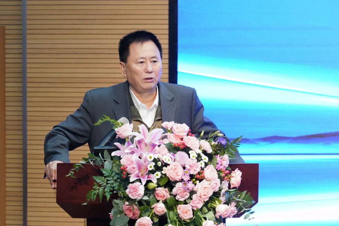 湖南省礦業(yè)協(xié)會(huì )第二屆一次會(huì )員代表大會(huì )暨第二屆一次理事會(huì )在山河智能順利召開(kāi)