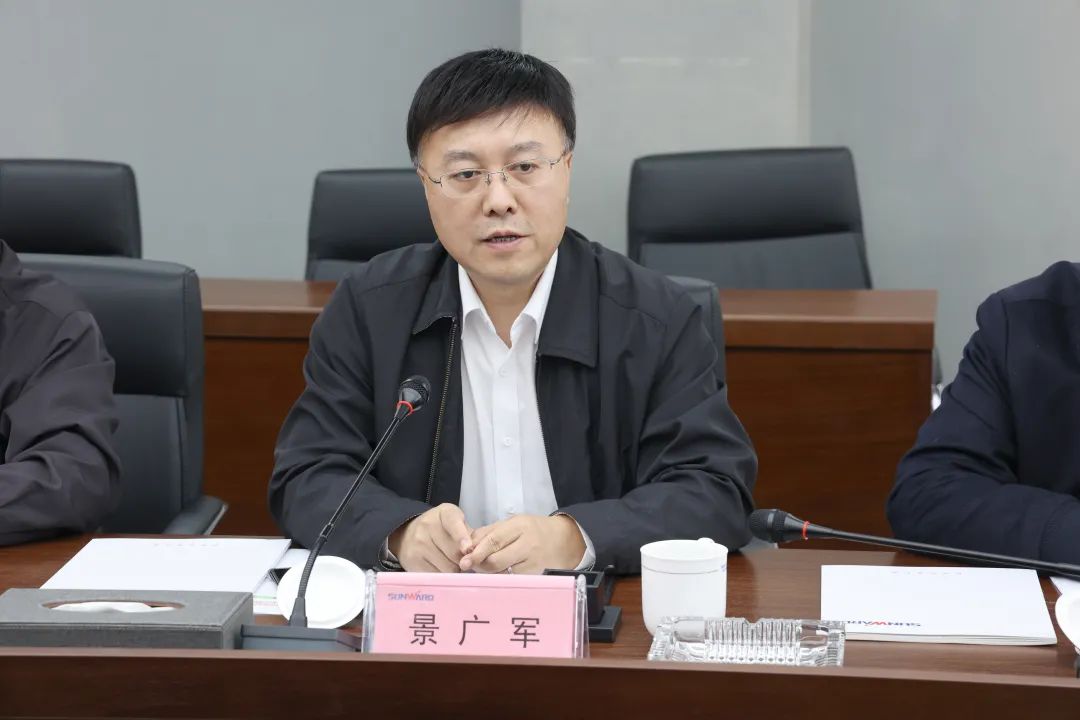 廣州工控總經(jīng)理景廣軍調研山河智能