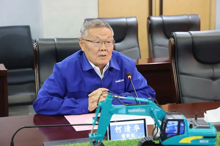 中國上市公司協(xié)會(huì )黨委委員、副秘書(shū)長(cháng)劉翠蘭一行調研山河智能