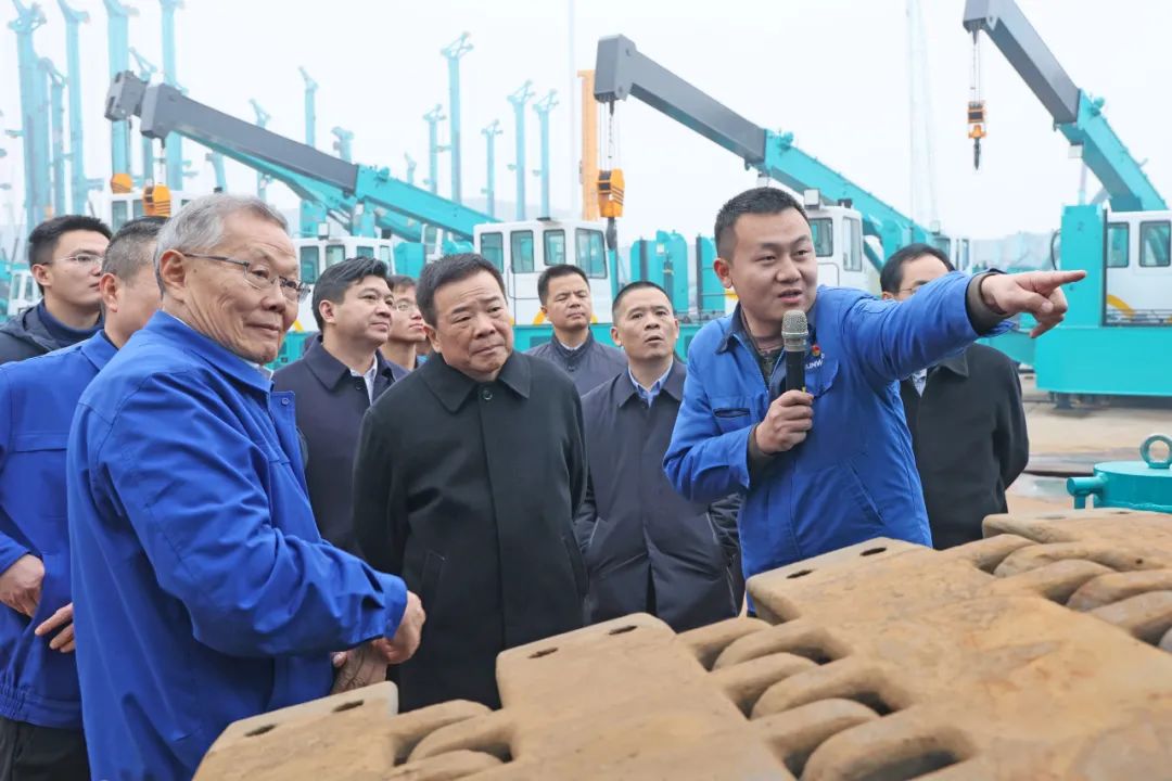湖南省副省長(cháng)陳飛調研山河智能