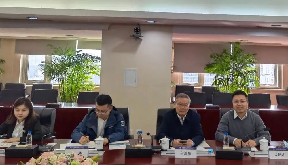 探討合作新模式！何清華帶隊赴中國路橋拜訪(fǎng)交流