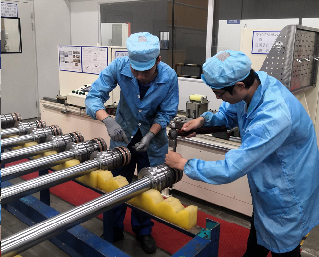 山河工匠 | “浪波”不言苦，甘為“人梯”承大重