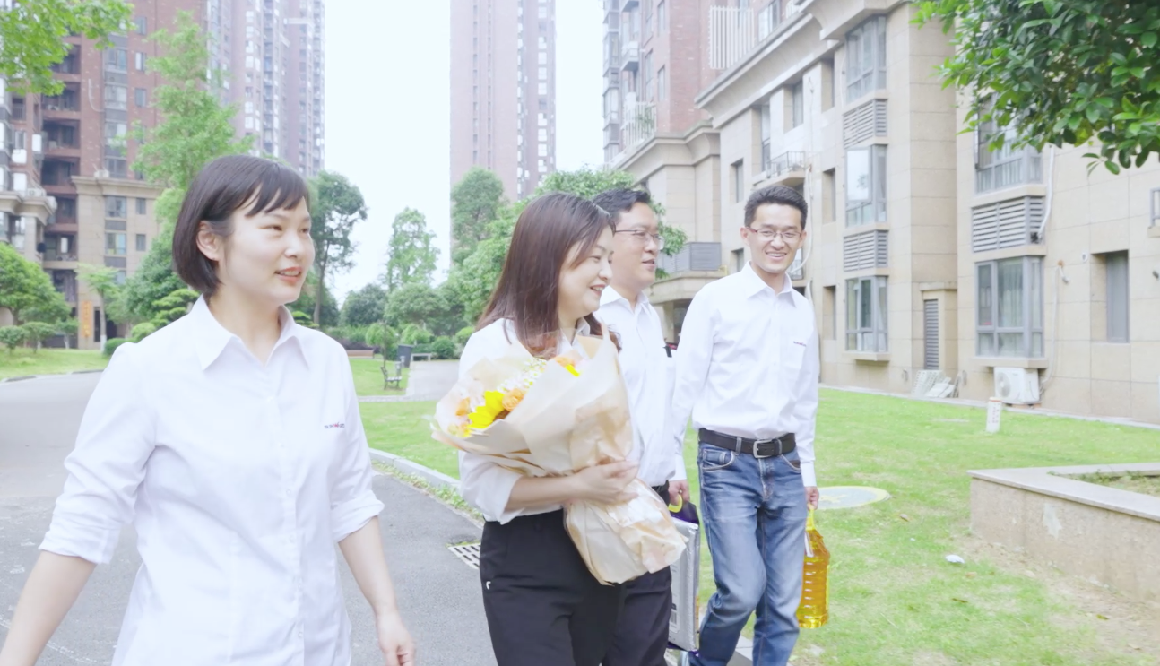 在母親節，向你們身后的媽媽送去“山河家園”的溫暖