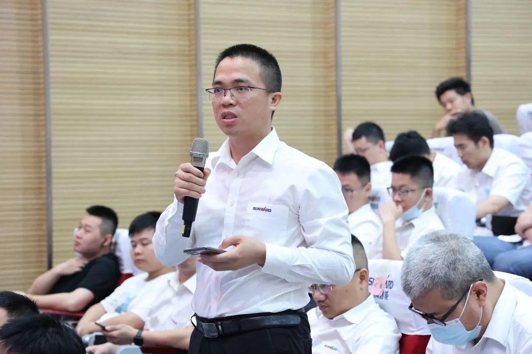 創(chuàng  )新引領(lǐng)，智造未來(lái)！“2022院士專(zhuān)家長(cháng)沙行”高端裝備高質(zhì)量發(fā)展研討會(huì )隆重舉行