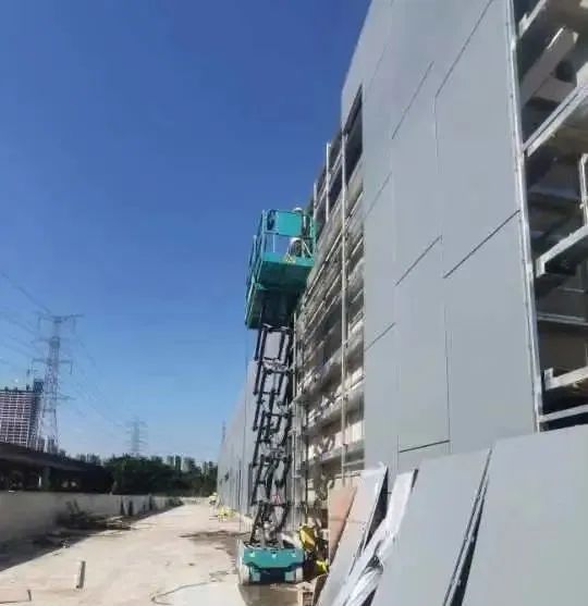 眾志成城抗疫情！山河智能高空機械助力惠州方艙醫院建設