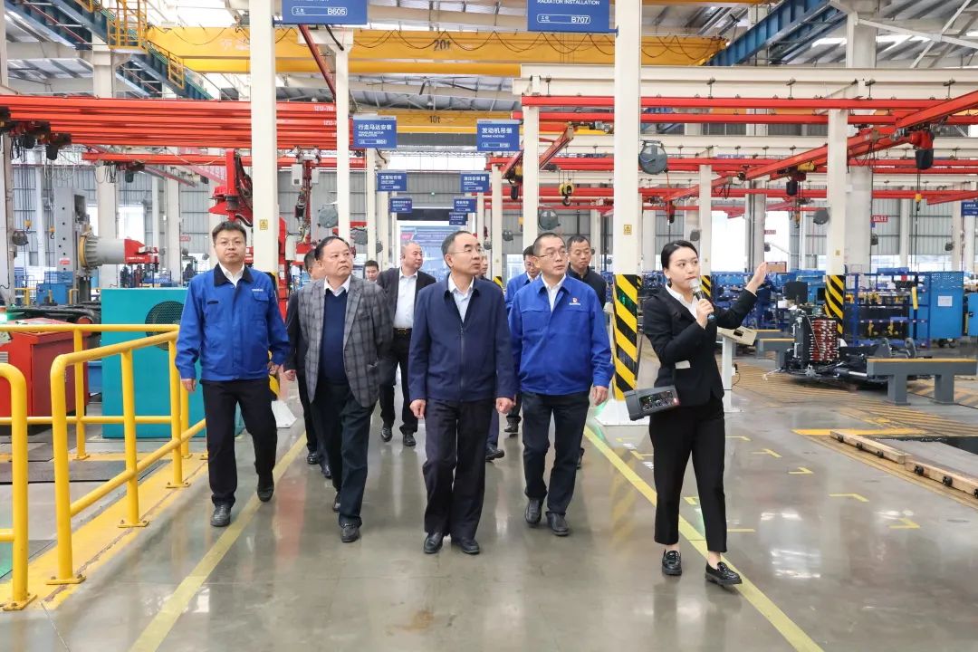 強強聯(lián)合，夯實(shí)湖南工程建設湘軍！山河智能與湖南路橋簽訂戰略合作協(xié)議