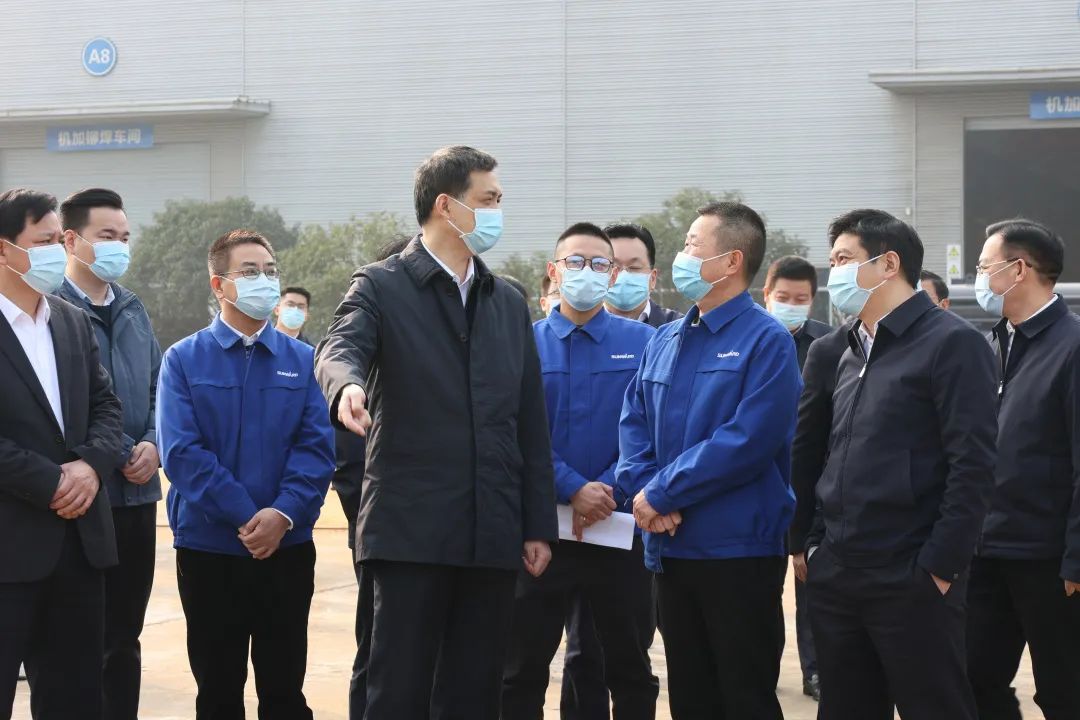 湖南省副省長(cháng)周海兵調研山河智能