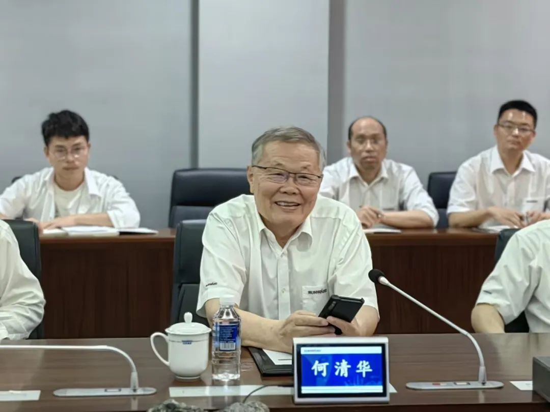 中國科學(xué)院院士陳十一率隊到訪(fǎng)山河智能