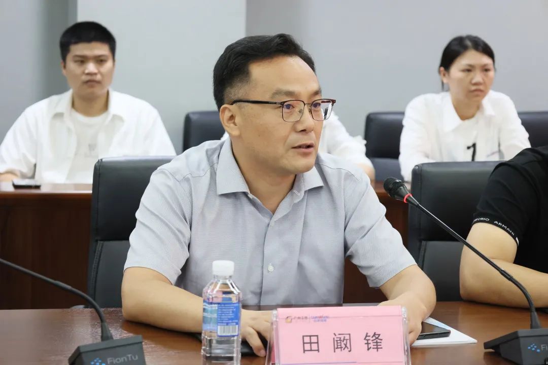 攜手開(kāi)啟綠色轉型之路！山河智能&南京蓋百氏增程式電動(dòng)旋挖鉆機簽約儀式成功舉辦