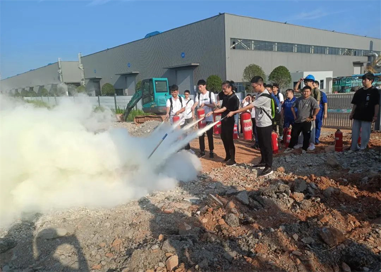 奔赴熱愛(ài)，山河智能2023屆“智動(dòng)力”正式報到！