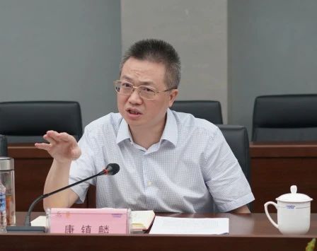 長(cháng)沙市人民政府副市長(cháng)、市工商聯(lián)主席康鎮麟調研山河智能
