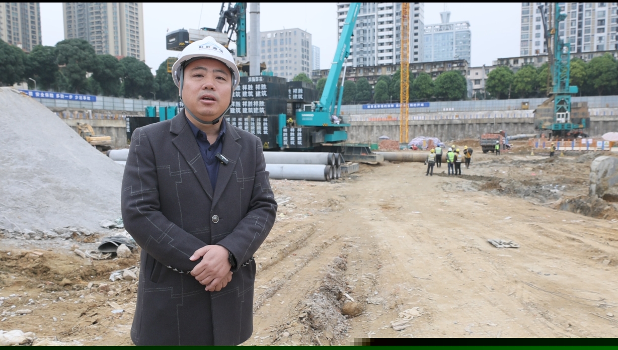 “綠巨人”顯神威！山河智能引孔式靜力壓樁機助建“綠城”南寧民生項目