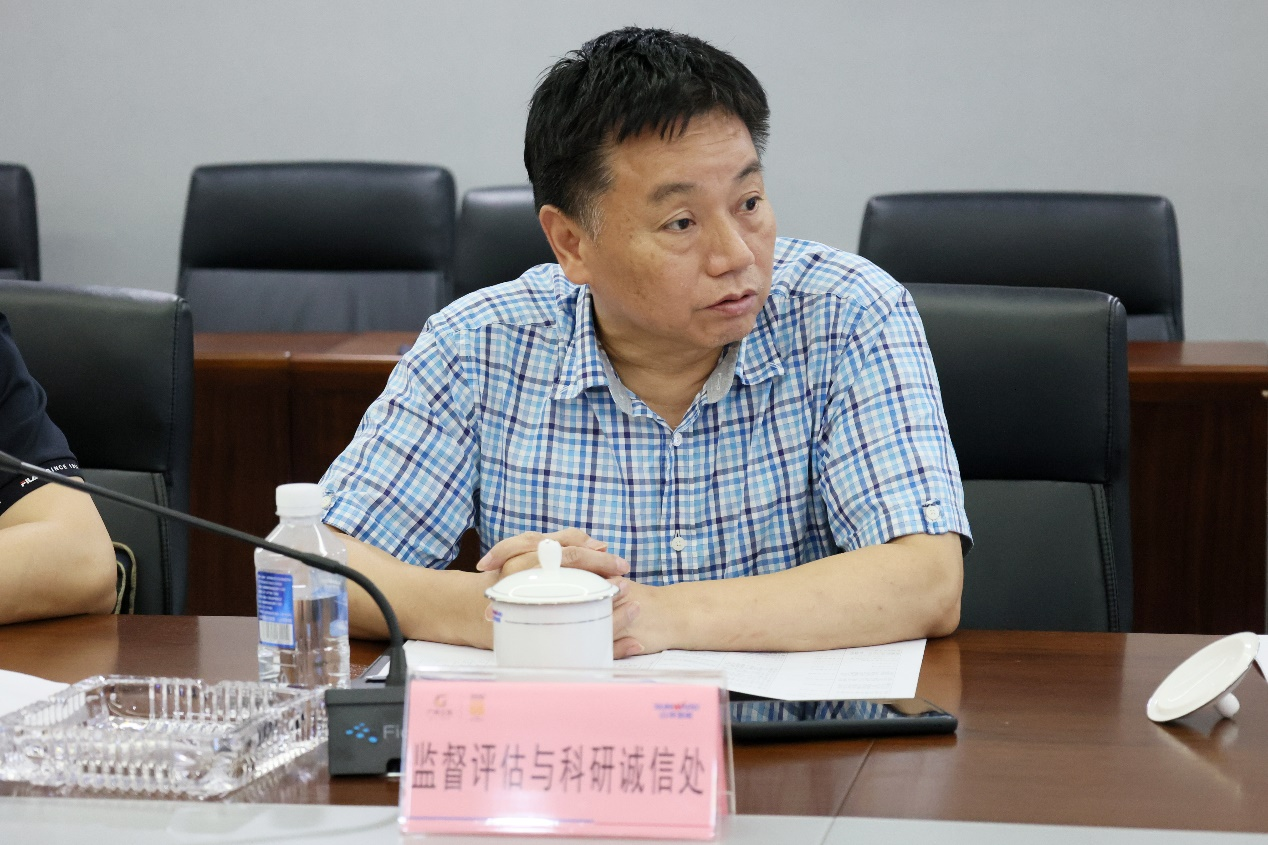 山河智能“超大型油氣管道綠色成套施工裝備”項目順利通過(guò)驗收！