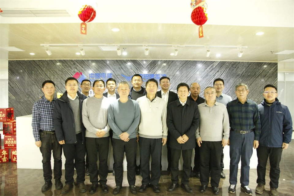 山河智能總經(jīng)理夏志宏帶隊拜訪(fǎng)中電建振沖建設工程股份有限公司