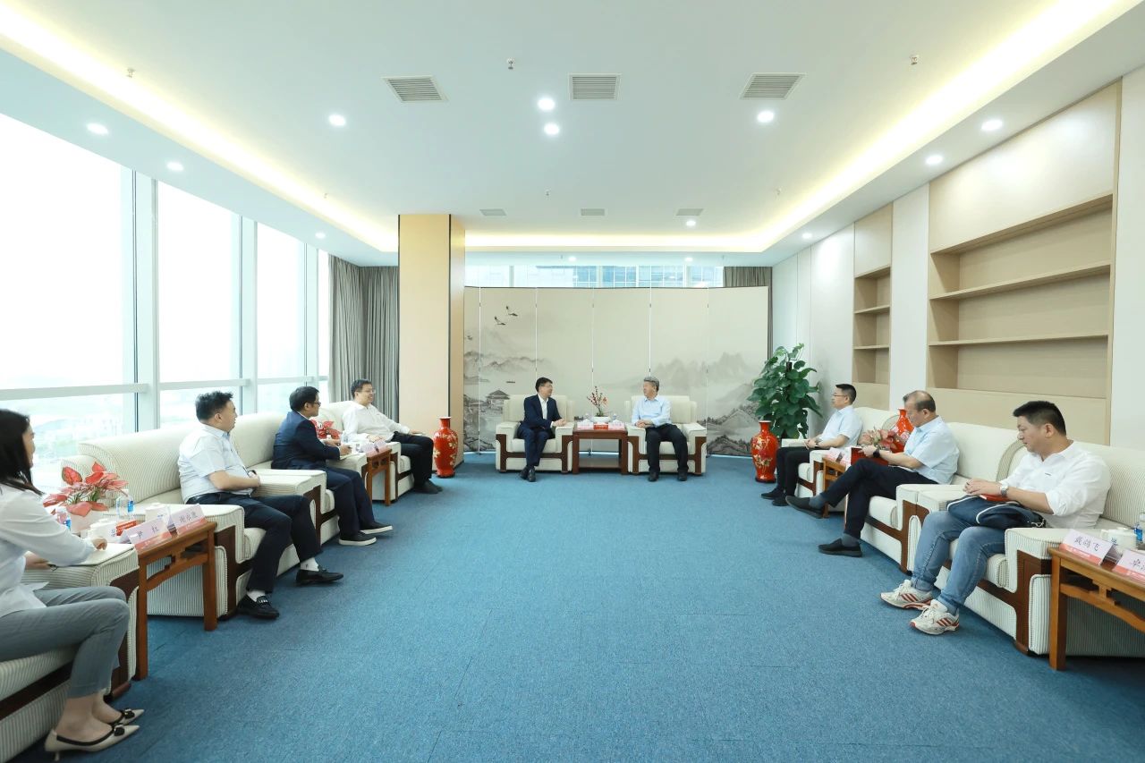 山河智能與中核二十五深化合作，共探礦山智能化與海外市場(chǎng)新機遇